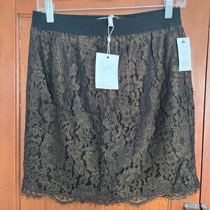 NWT JOIE Lace Blk Gold Mini Skirt M